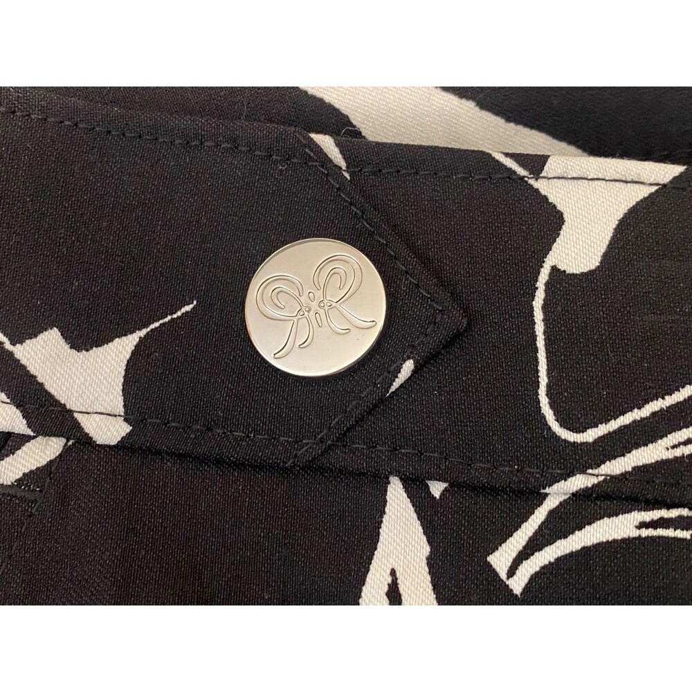 NWT $49 RAFAELLA Women's Size 16 Tropical Stretch Shorts Black White Pockets - Picture 6 of 8
